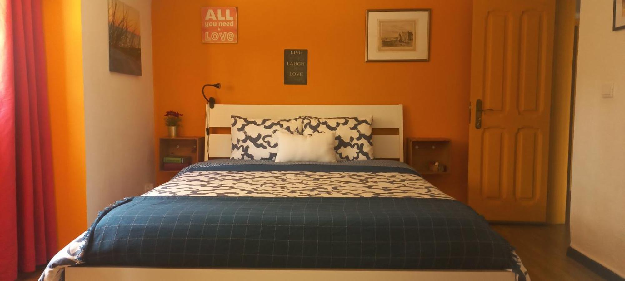 Bed and Breakfast Lugar Saloio Sintra Mem Martins Habitación foto